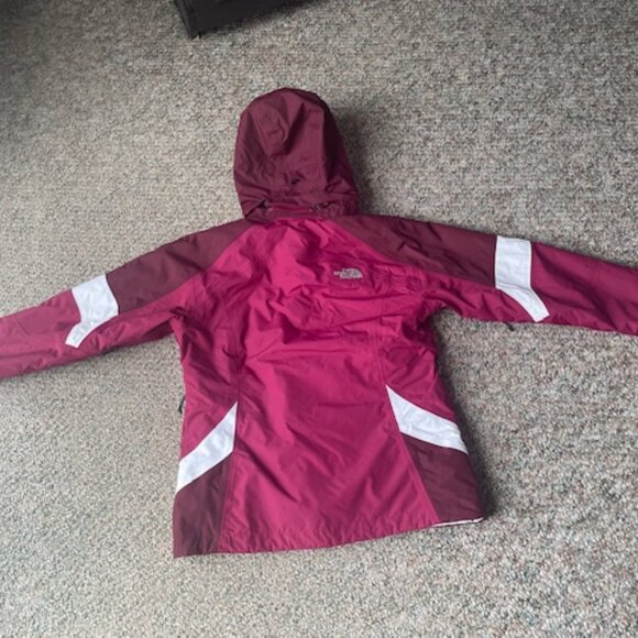 NORTHFACE HYVENT ARCTIC LONG HOODED SKI JACKET BURGUNDY Womens Medium Preowned - Picture 2 of 3
